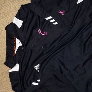 Men's University of Cincinnati Bearcats golf style shirt